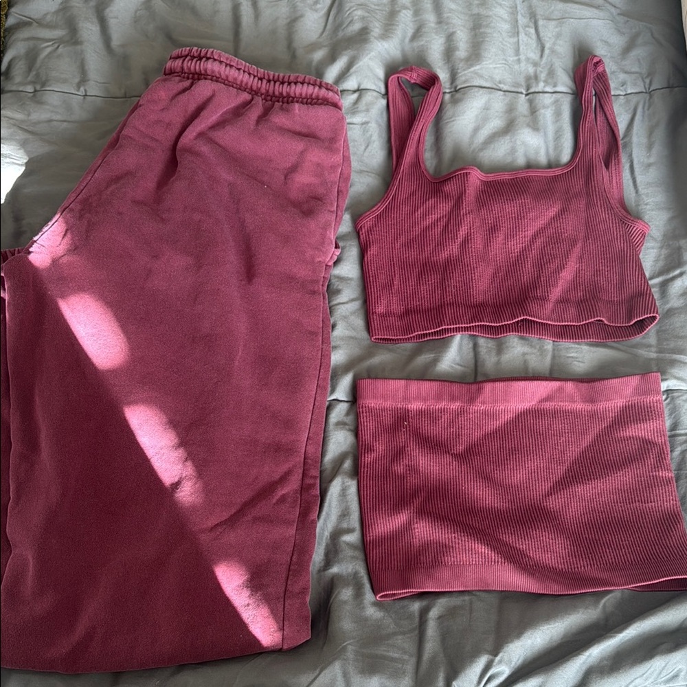 Cotton On 3 pc set (Sweatpants, Tube top and cropped tank top all size small)